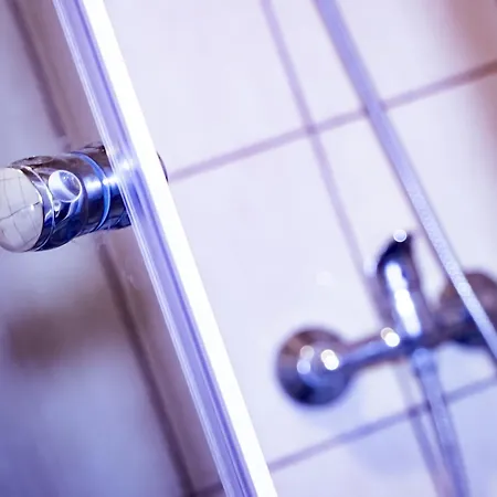 维多利亚假日公园 假日公园 *