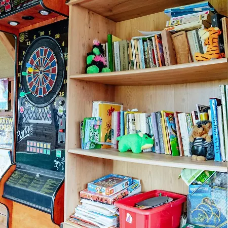 维多利亚假日公园 假日公园 *